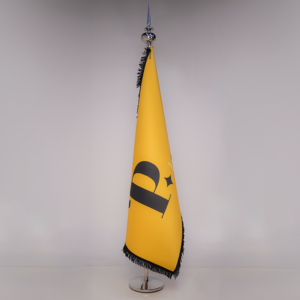 علم بشعار خاص مكتبي100× 150 من القماش المقوى  #014