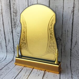 درع كلاسيكي بزخارف اسلامية كبير#95